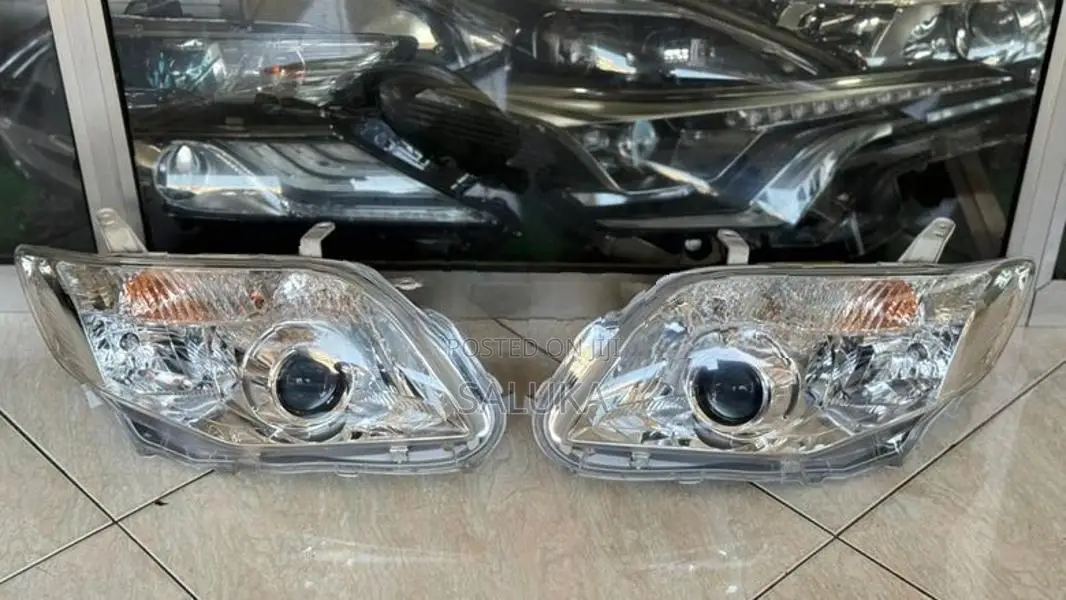 Toyota Axio NZE 141 Head Light (Xenon)