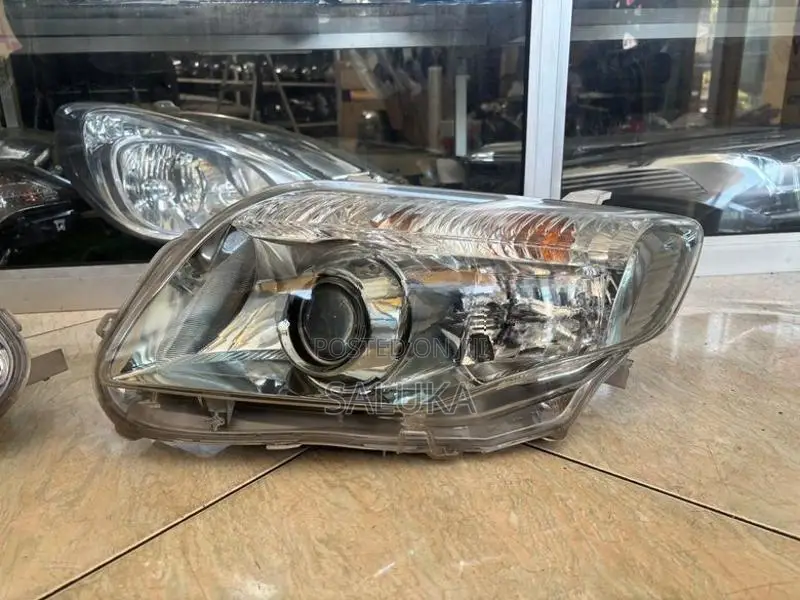 Toyota Axio NZE 141 Head Light (Xenon)