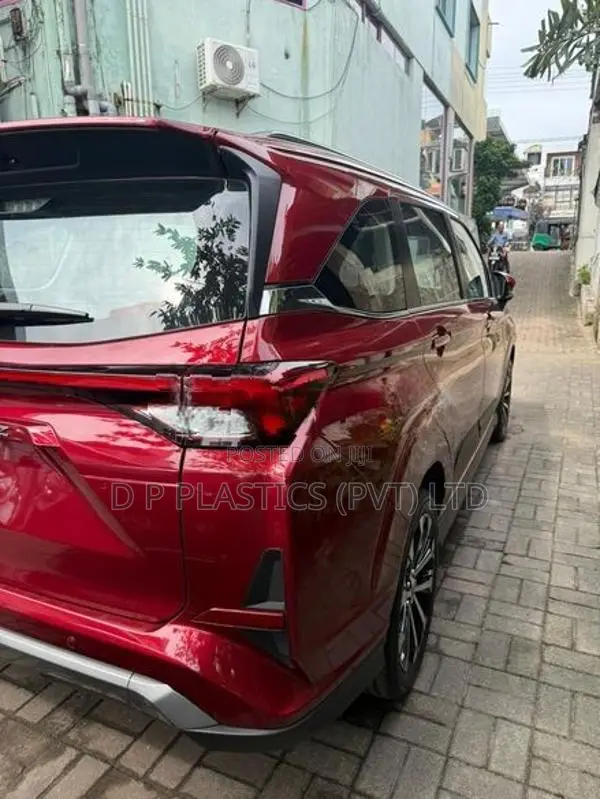 Toyota Veloz Premium Luxury 2026