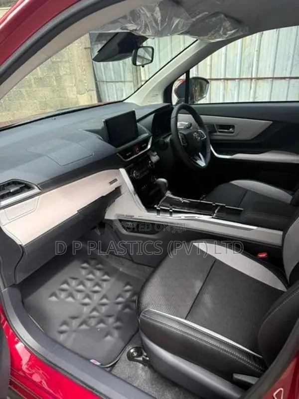Toyota Veloz Premium Luxury 2026
