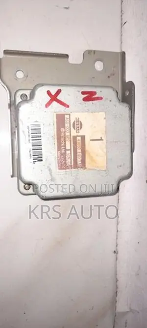 Nissan X-Trail NT 30 Control Unit
