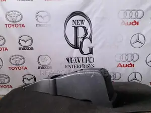 Toyota Rush J200G Console Box