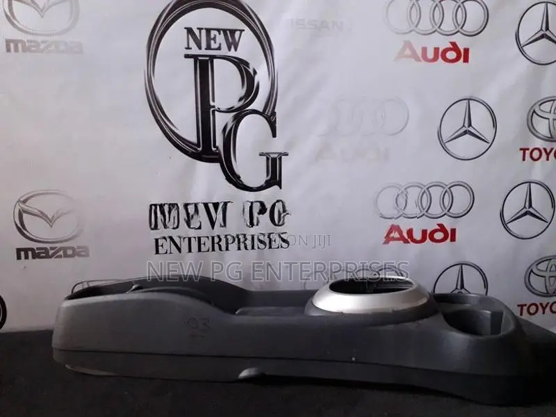 Toyota 1ST NCP60 Console Box