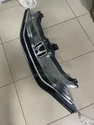 Honda Fit GP5 Grille