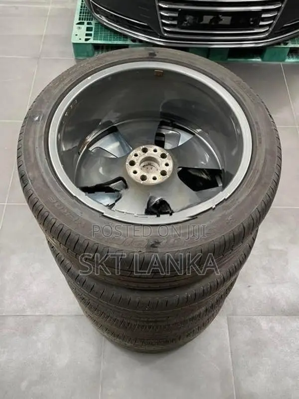 Genuine Audi Q7 2019 S Line 21” Alloy wheels & tyres Pirelli Scorpion