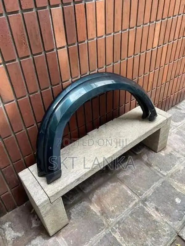 Land Rover Discovery 4 HSE L319 2015 wheel arch mouldings VOGUE SPORT