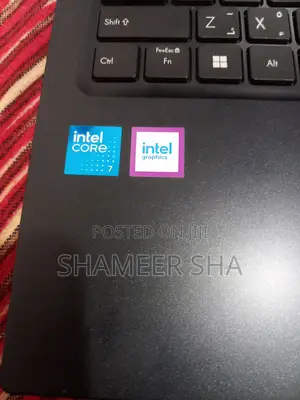 Laptop Asus Vivobook 15 16GB Intel Core 7 SSD 512GB
