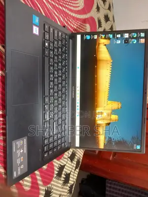 Laptop Asus Vivobook 15 16GB Intel Core 7 SSD 512GB