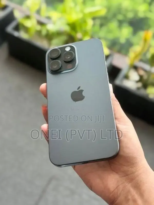 Apple iPhone 16 Pro Max 256GB (Used)