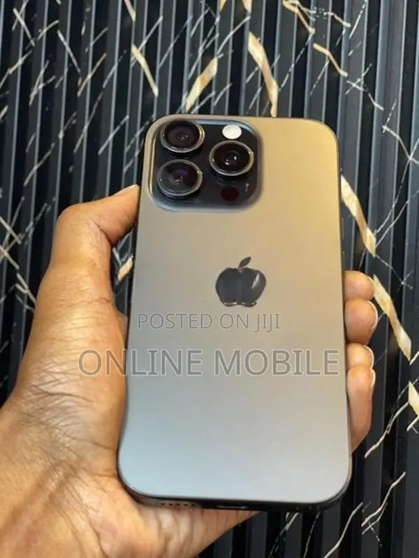 Apple iPhone 16 Pro (Used)