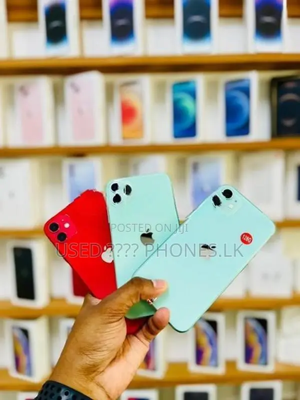 Apple iPhone 11 128GB (Used)