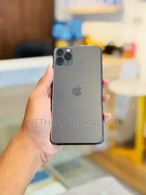 Apple iPhone 11 Pro Max 512GB (Used)