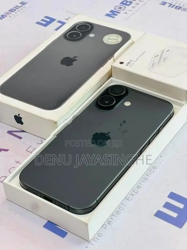 Apple iPhone 17 5G 256GB (Used)
