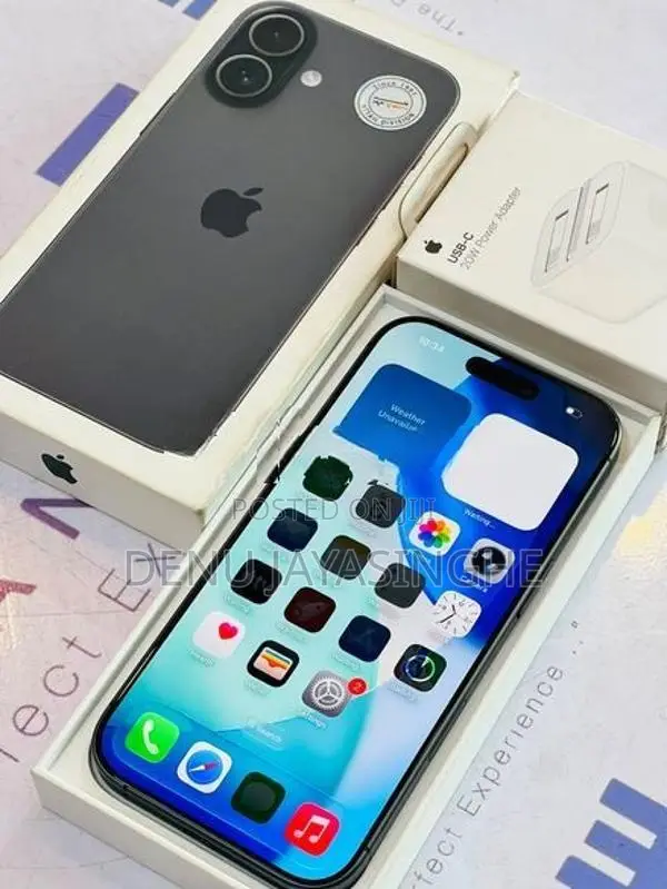 Apple iPhone 17 5G 256GB (Used)