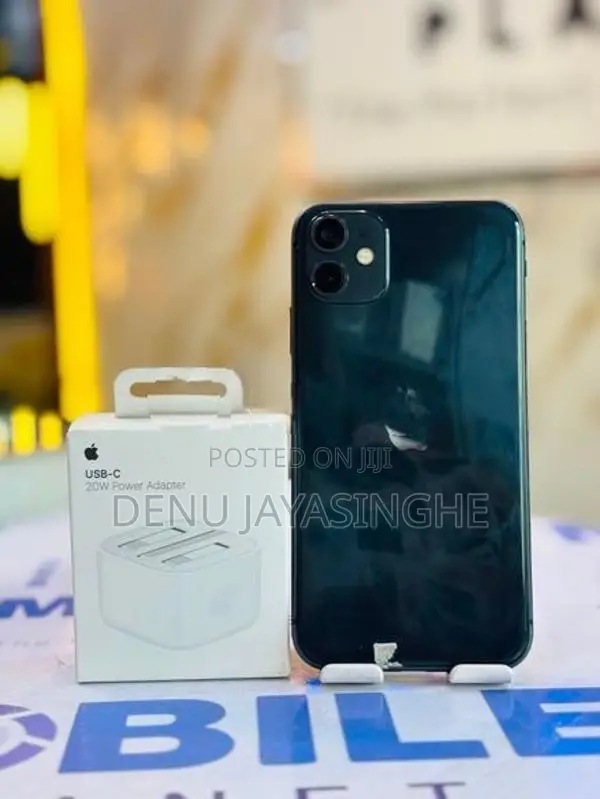 Apple iPhone 11 64GB (Used)