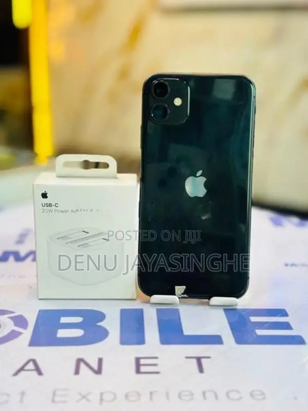 Apple iPhone 11 64GB (Used)