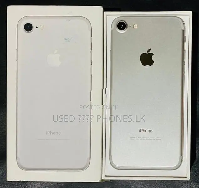 Apple iPhone 7 Silver - 32GB (Used)