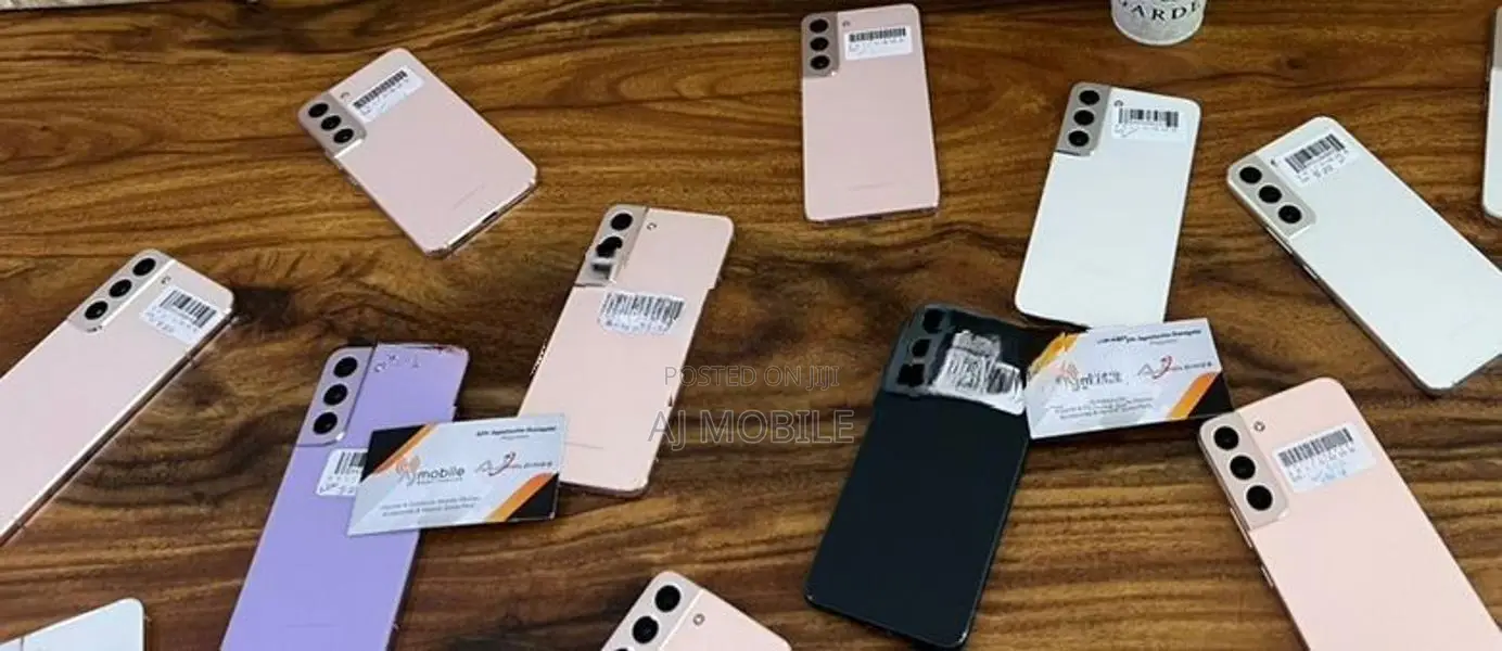 Samsung Galaxy S22 256GB (Used)