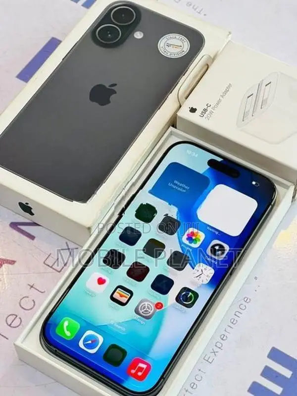 Apple iPhone 17 5G 256GB (Used)