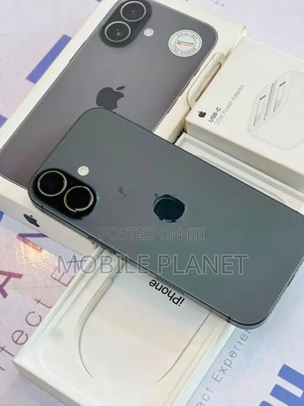Apple iPhone 17 5G 256GB (Used)