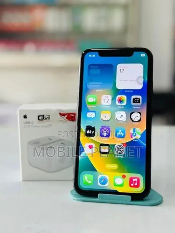 Apple iPhone 11 64GB (Used)