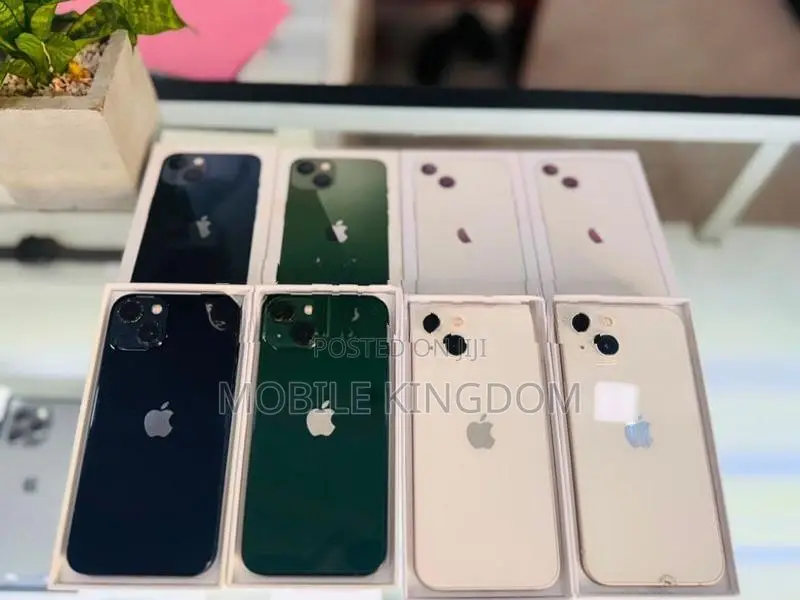 Apple iPhone 13 128GB Fullset Box (Used)