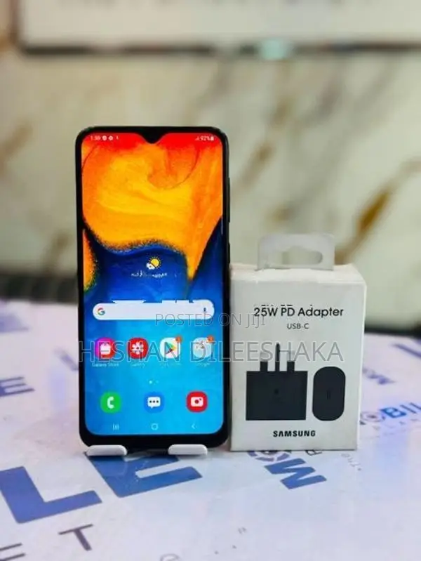 Samsung Galaxy A20 4G 4GB 64GB (Used)
