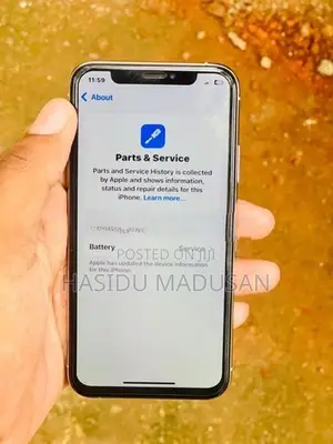 Apple iPhone XS (Used)