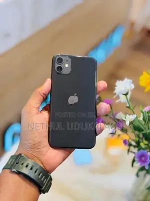 Apple iPhone 11 128GB (Used)