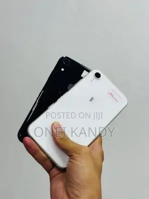 Apple iPhone XR (Used)