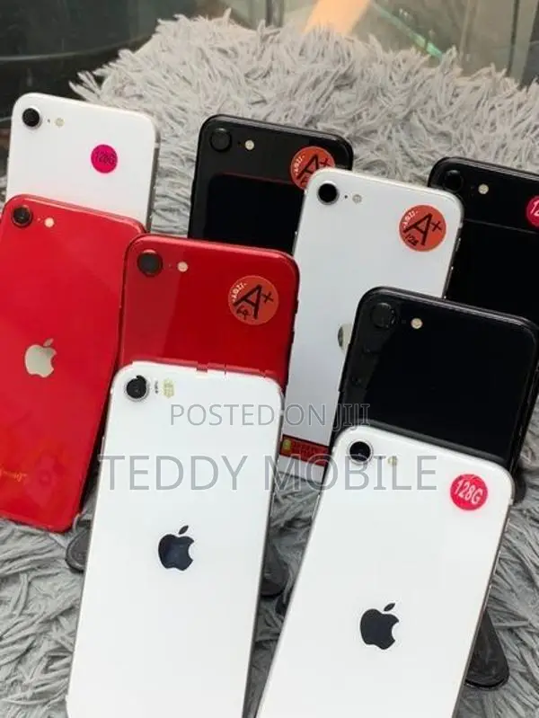 Apple iPhone SE 2 (Used)