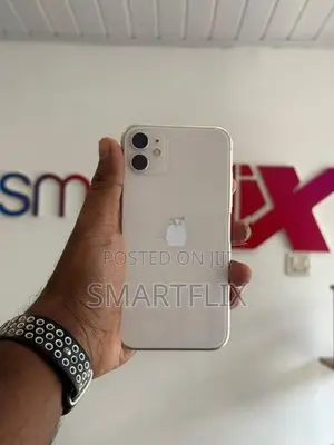 Apple iPhone 11 (Used)