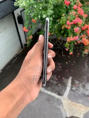 Apple iPhone 11 Pro (Used)