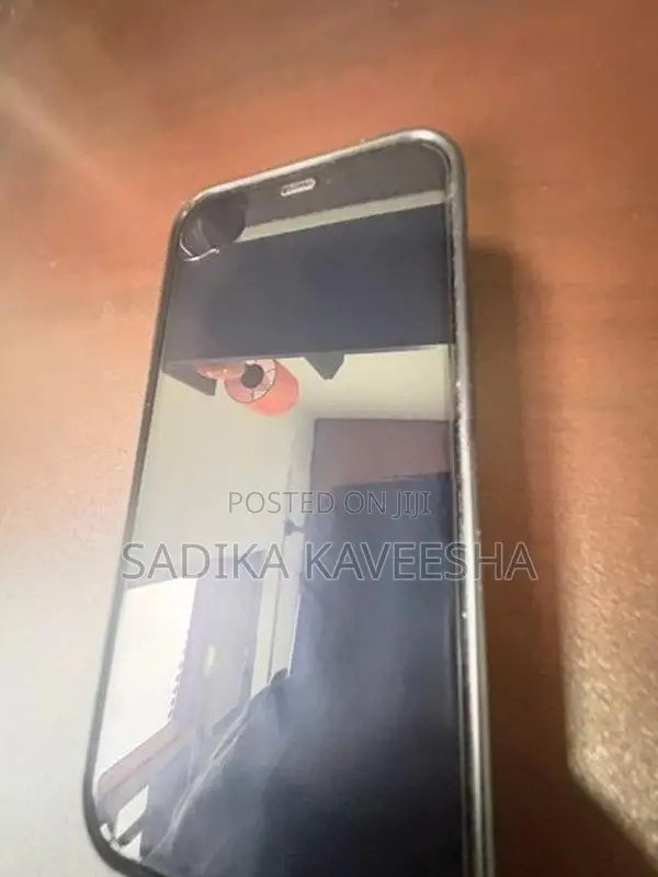 Apple iPhone 12 (Used)