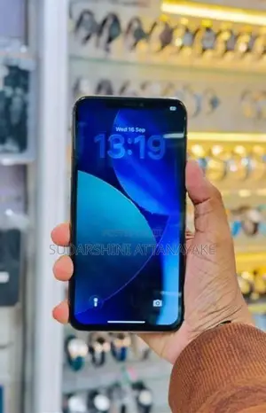 Apple iPhone 11 Pro (Used)