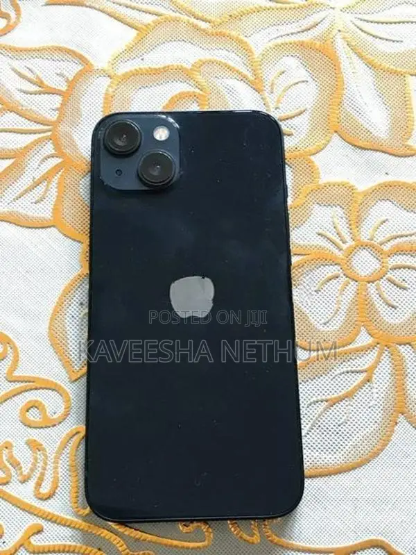 Apple iPhone 13 (Used)