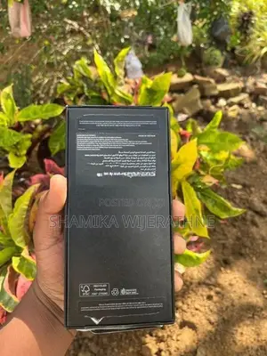 Samsung Galaxy Z Flip 5 (Used)