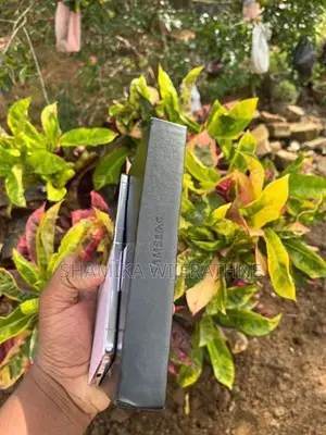 Samsung Galaxy Z Flip 5 (Used)