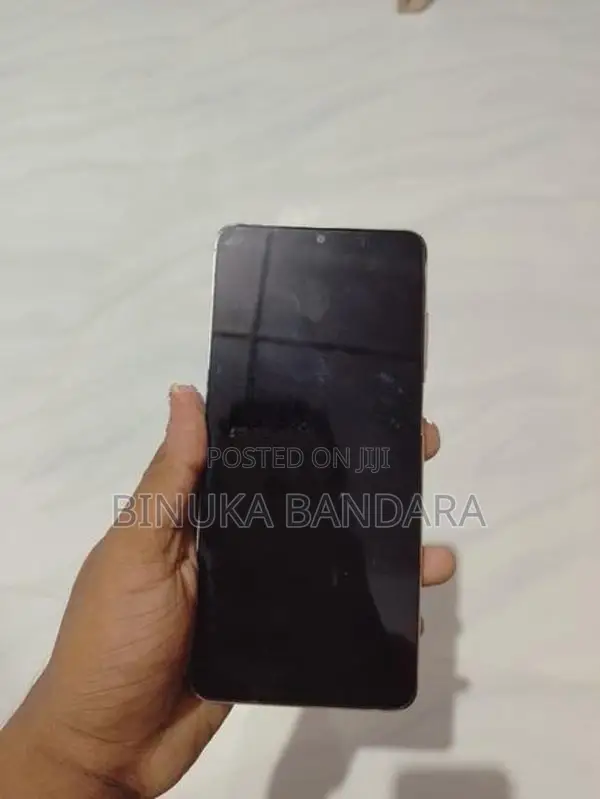 Samsung Galaxy A06 (Used)