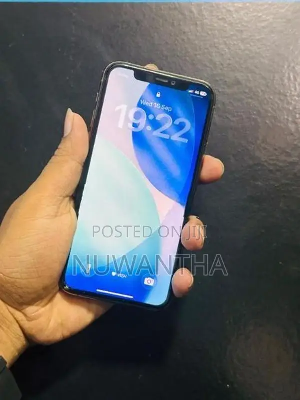 Apple iPhone 11 Pro (Used)