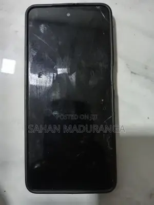 Moto G04s (Used)