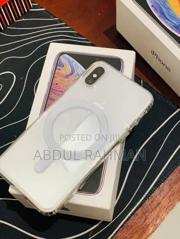 Apple iPhone XS (Used)