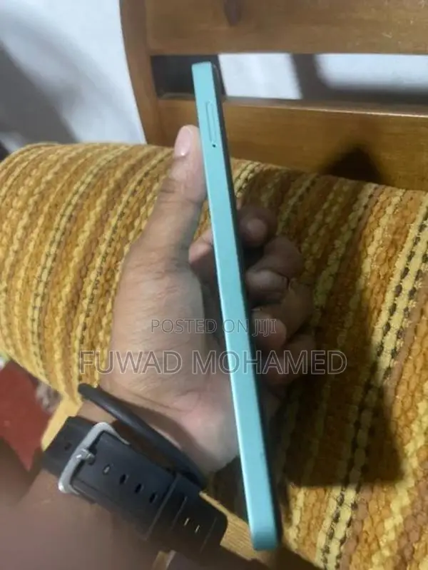 Honor Play 10 (Used)