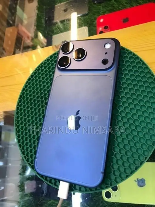 Apple iPhone 17 Pro Max (Used)