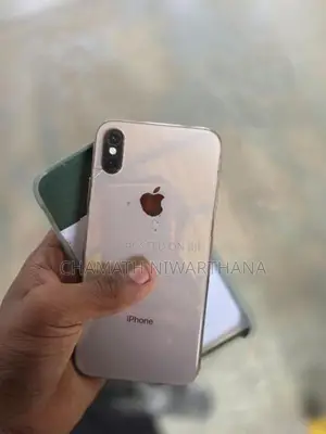 Apple iPhone XS (Used)