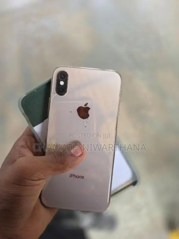 Apple iPhone XS (Used)
