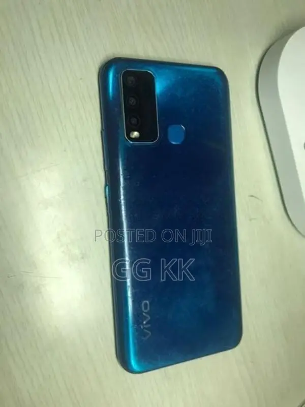 Vivo Y30 (Used)