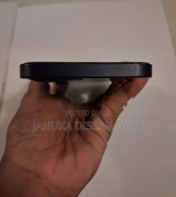 Apple iPhone 12 (Used)