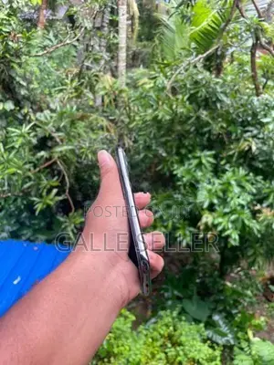Apple iPhone 11 Pro 256GB (Used)