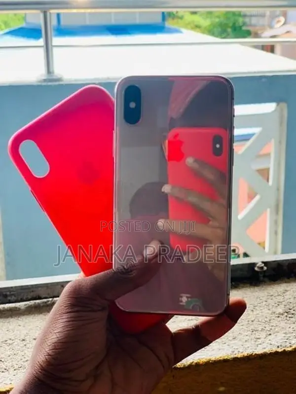 Apple iPhone X (Used)